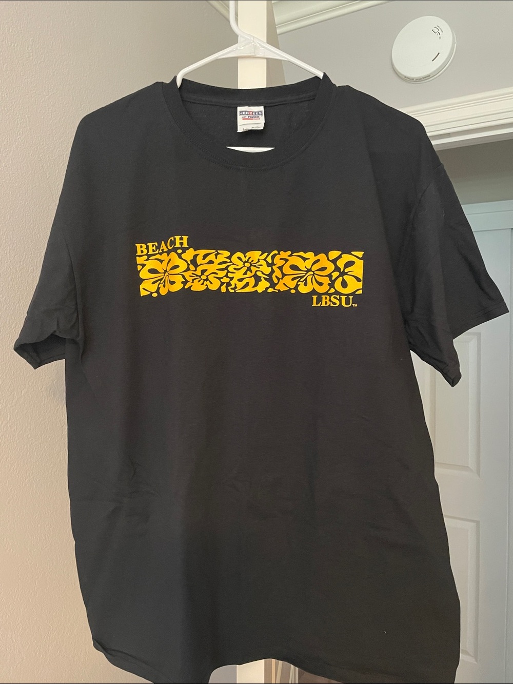 Long Beach State University LBSU BlackT-Shirt with Floral 'Beach' Graphic